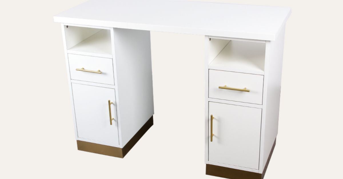 Essential Features Every Manicure Desk Should Have